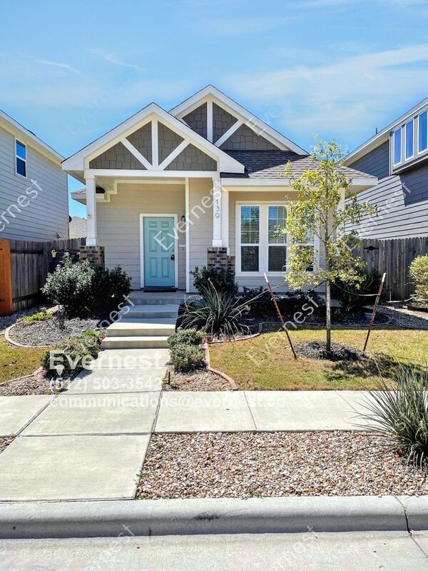 Photo - 139 Wainscot Oak Wy House