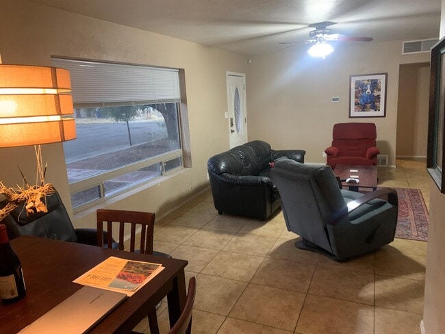 Photo - 2305 N 2nd Ave