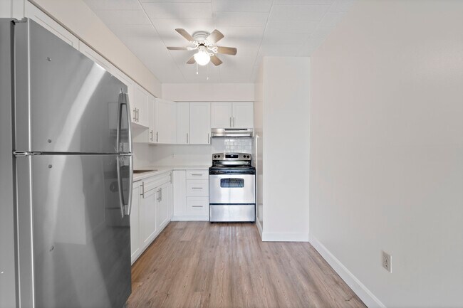 Photo - Linden Towers