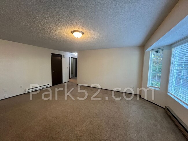 Photo - 12613 80th Ave E Unidad #B