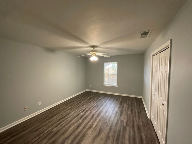 Photo - 4463 Belair Dr