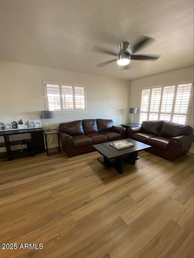 Photo - 2012 W Indianola Ave