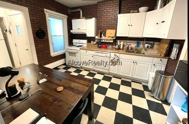 Photo - 204 River St Unidad 204