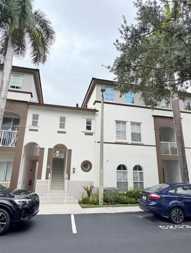 Building Photo - 4311 SW 160th Ave Unit 101