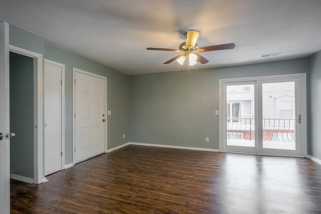 Photo - 4115 Warwick Blvd