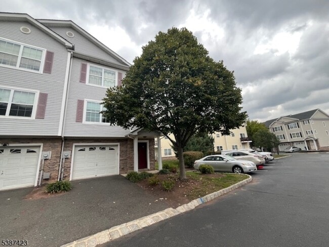 Photo - 11 Alerica Ln