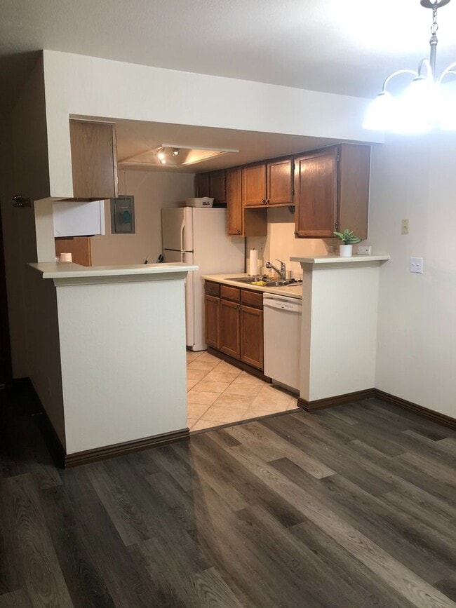 Photo - Spacious 2-bedroom Condo-Ground level! Unit 22-101