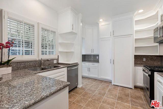 Photo - 208 S El Camino Dr Unidad 1/2