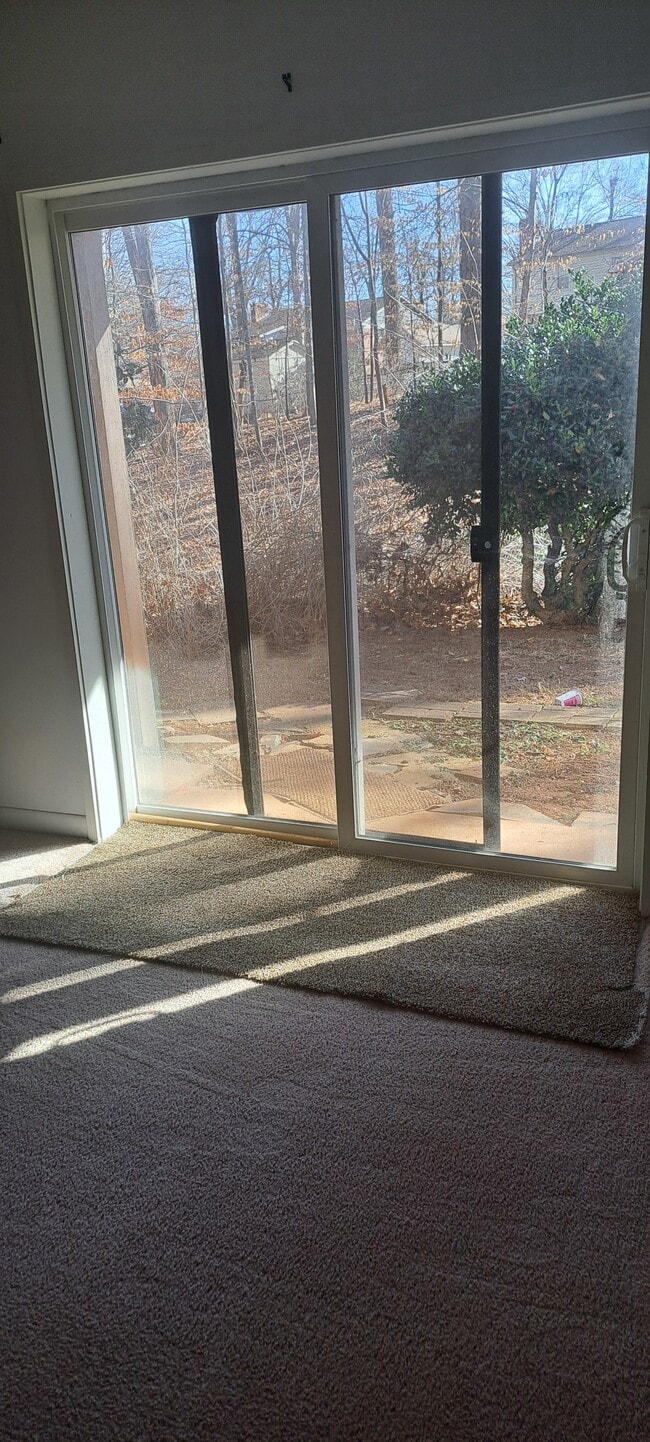 Photo - 102 Berwick Cir