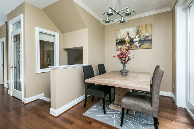 Photo - 639 Ponte Villas S