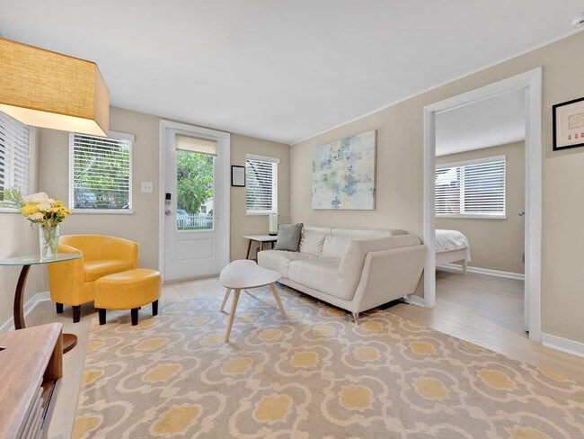 Photo - 1034 NE 36th St Unidad ID1261569P