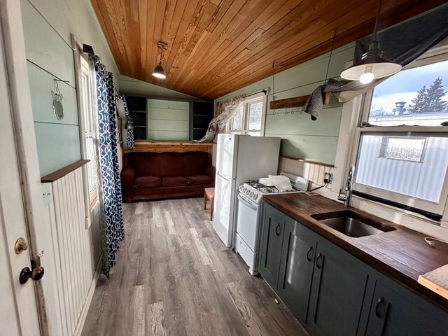 Walnut Trailer Park
