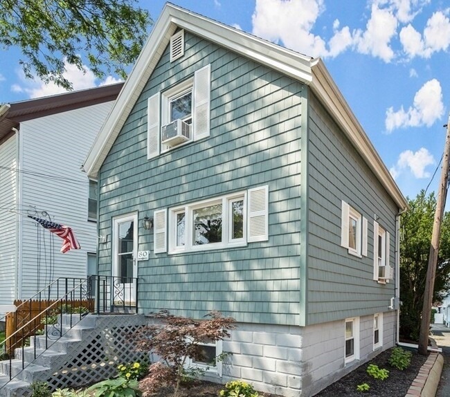 Photo - 80 Pine St