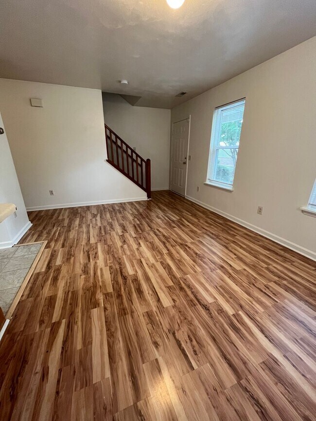 Photo - Rutherford 3 Bedroom 3 Bath with Den Town ...