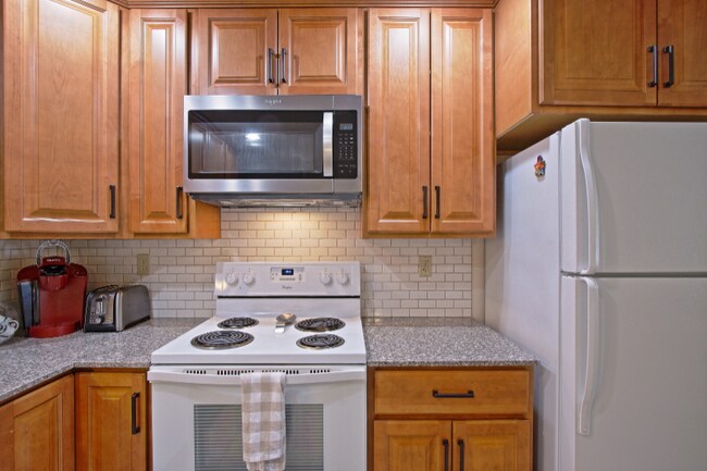 Photo - 123 S Railroad St