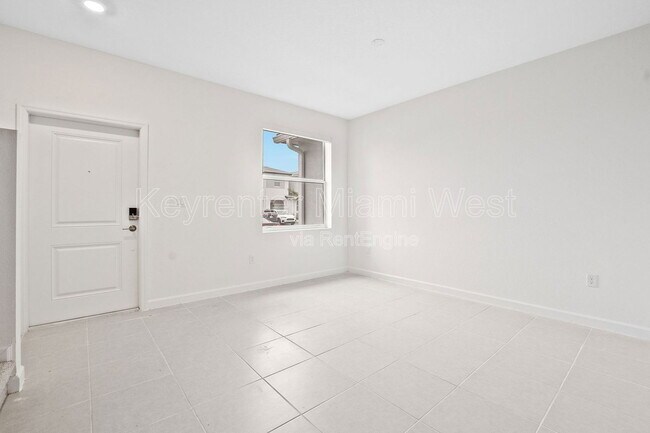 Photo - 12136 SW 268th St