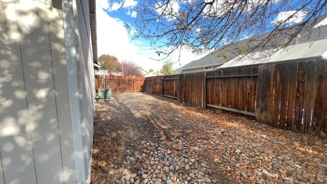 Photo - Charming 3/2/2 Home in Gardnerville *MUST ...