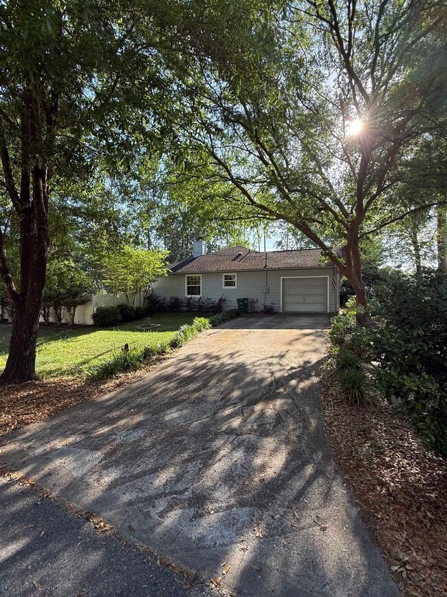 Photo - 4305 Snoopy Ln