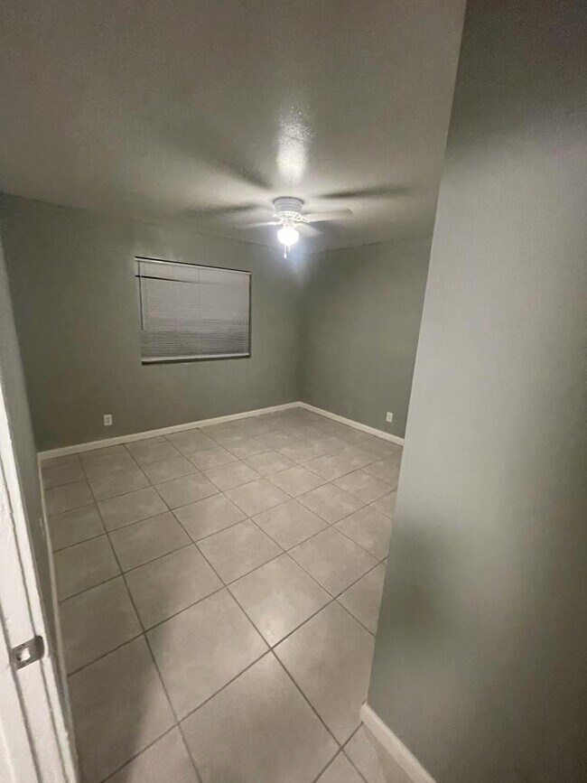 Photo - Airline Villas Apartments