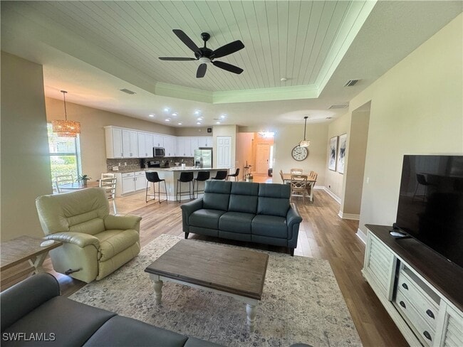 Building Photo - 10253 Gulfstone Ct