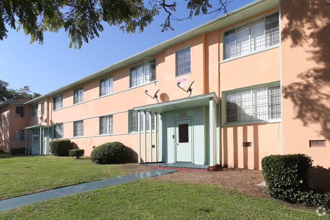 4143 Buckingham Rd - Buckingham Apartments