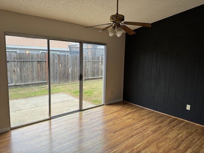 Photo - 4014-4016 Tresler Avenue Unidad 4016