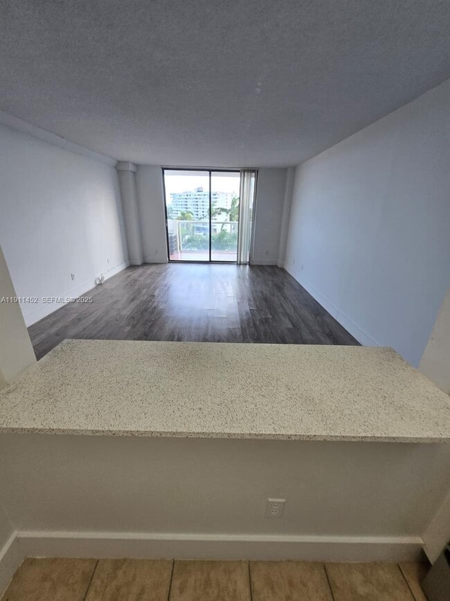 Photo - 13499 Biscayne Blvd Unit 604