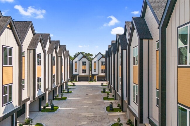 Photo - 5216 Green Pine Tree Dr