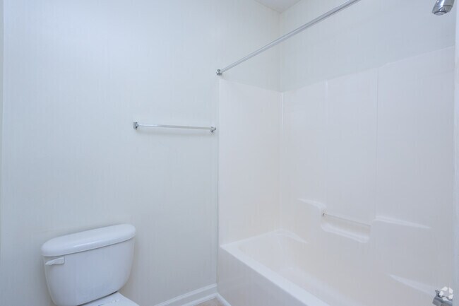 2BR, 2BA - 1,327SF