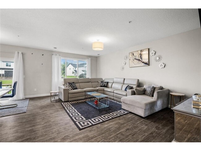 Photo - 2117 Cleveland Ln S