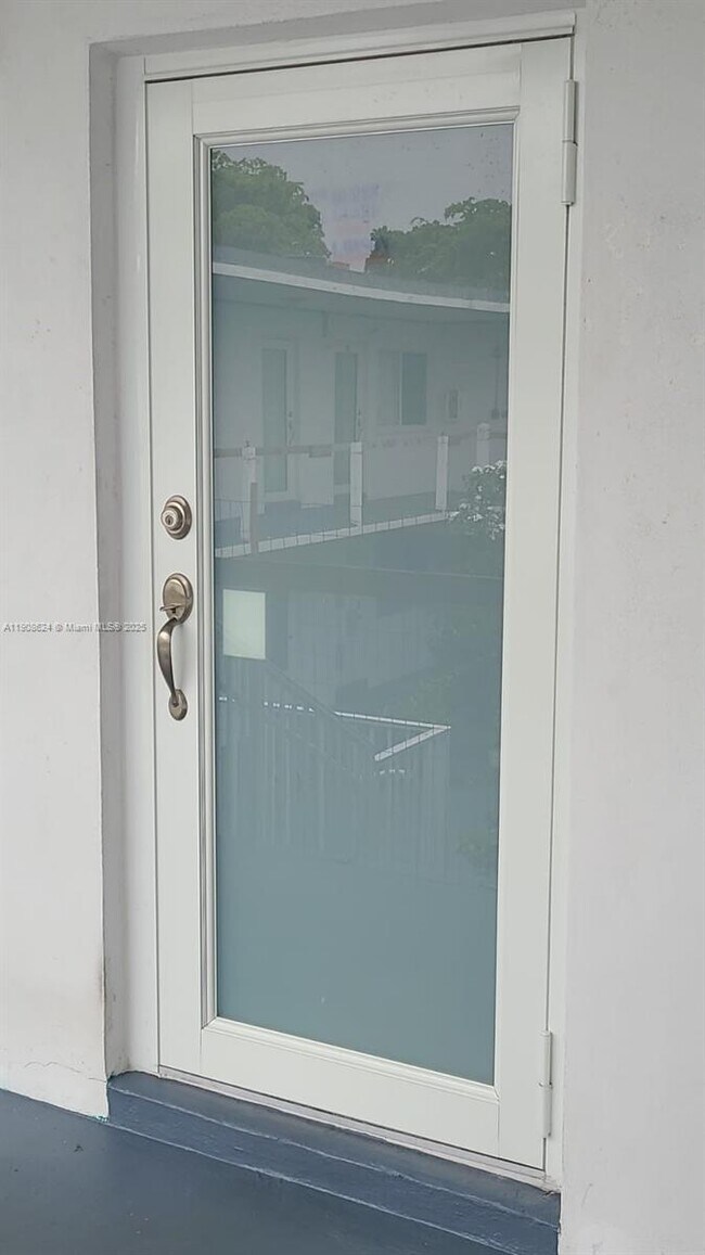 Photo - 1715 Wiley St Unidad 17