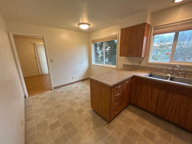 Photo - HALF OFF FEBRUARY RENT! 3 Bedroom 1.5 Bath in Desirable NW Corvallis