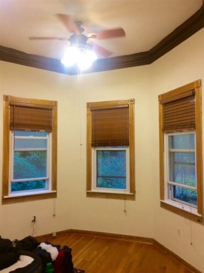 Photo - 16 Madison Ave Unit 1