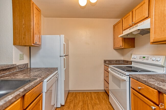 3BR, 1.5 BA - 1059 SF