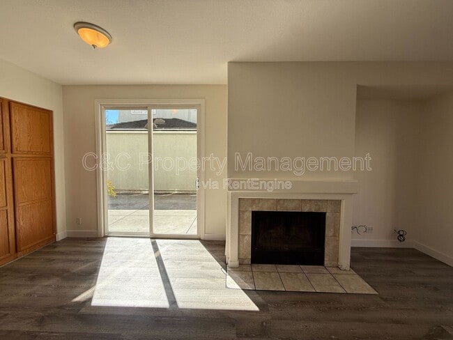 Photo - 97 la Jolla St