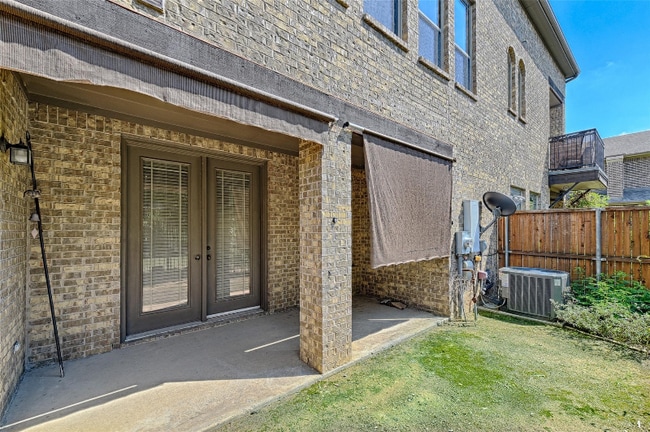 Photo - 1605 Brook Glen Dr