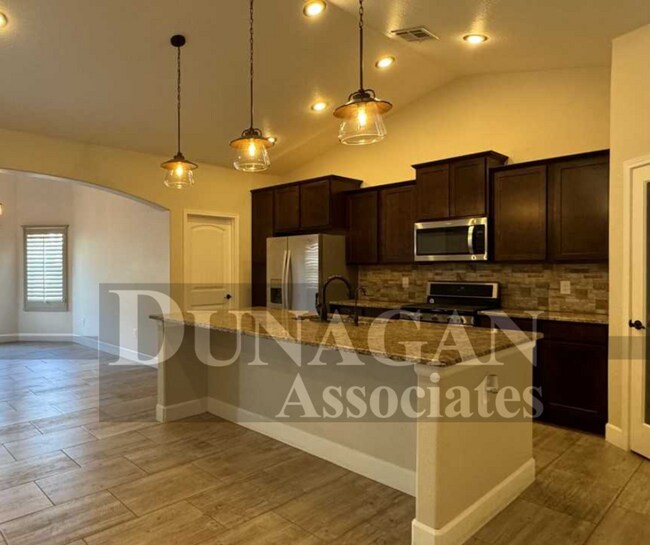 New construction 3 bed/2 bath near golf co... House House Rental in