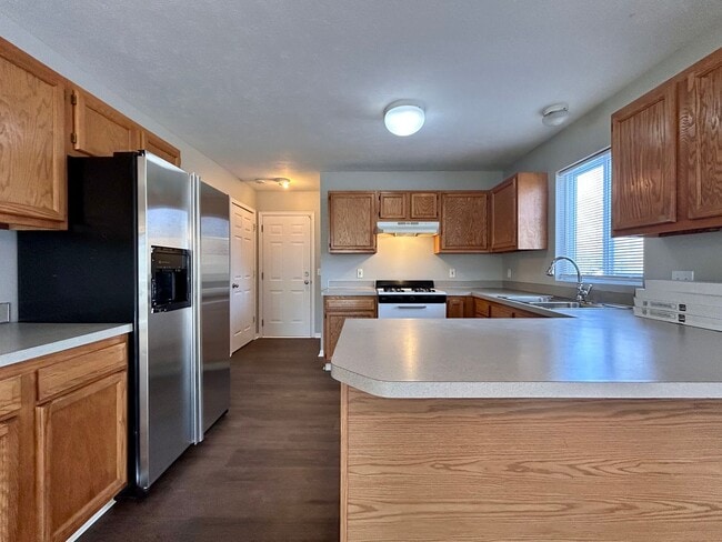 Photo - 3 Bedroom Home in Forest Hills Schools!