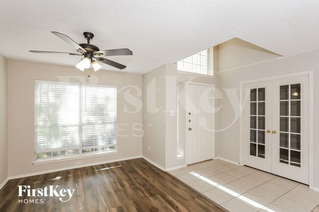 Photo - 1146 Finch Cir
