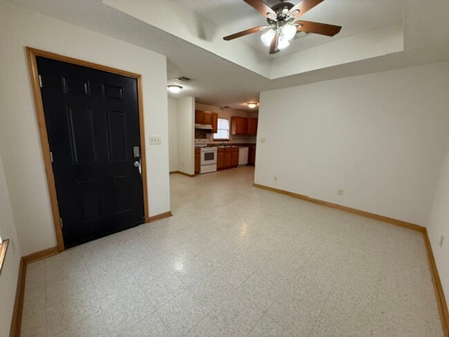 Photo - 2208 N Malcolm St Unit B