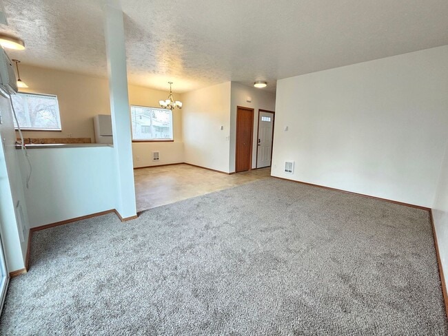 Photo - 6026 N Wiscomb St