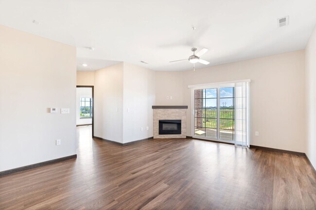 Photo - $1,750** | 2 Bedroom, 2 Bathroom Condo | P... Unit 210