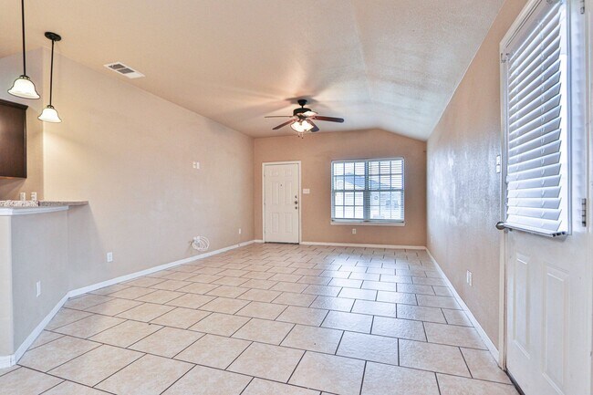 Photo - 4609 Cambridge Dr, KI Unit 4609-A Cambridgr Dr, KI
