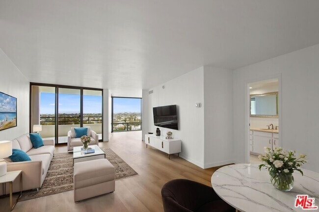 Building Photo - 4316 Marina City Dr Unit 521C Rental