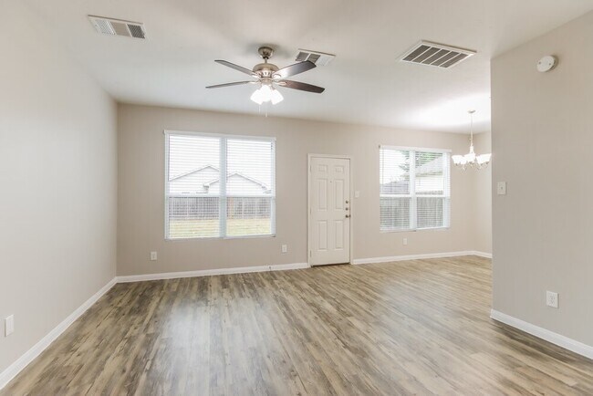 Photo - 10122 Berrypatch Ln