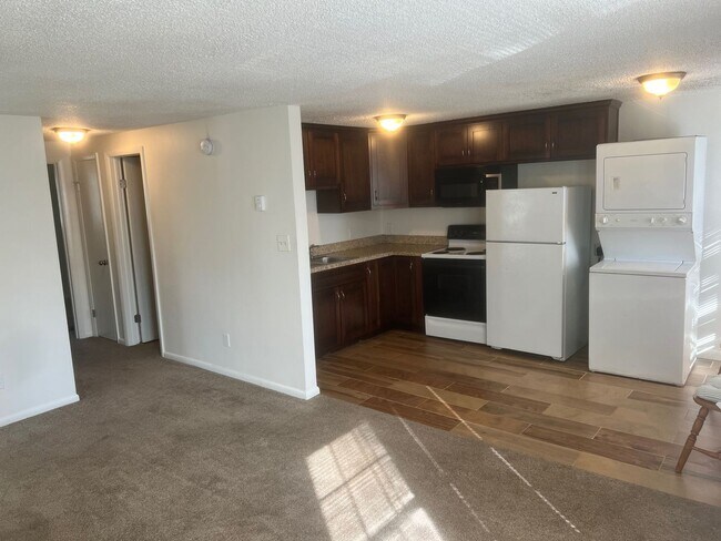 Photo - Hickory Street Unidad B