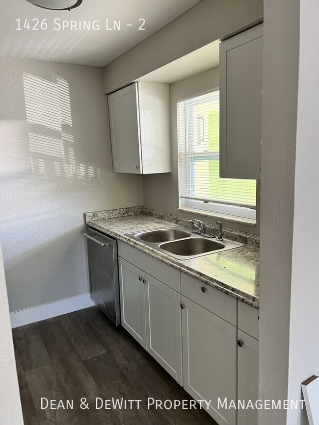 Photo - 2 Bed/2 Bath - Unit 2