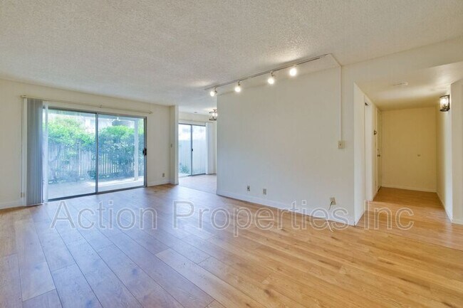 Photo - 255 S Rengstorff Ave Unit #29