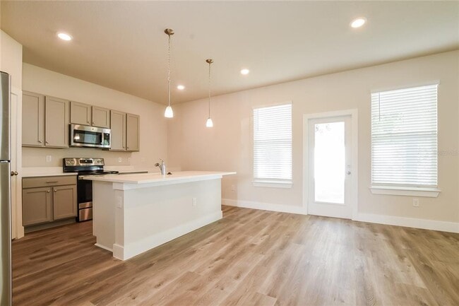 Photo - 313 Whiteheart Dr