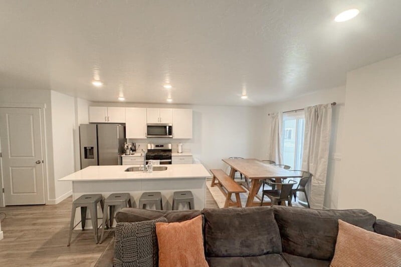 Photo - 517 N Helmsman Ln